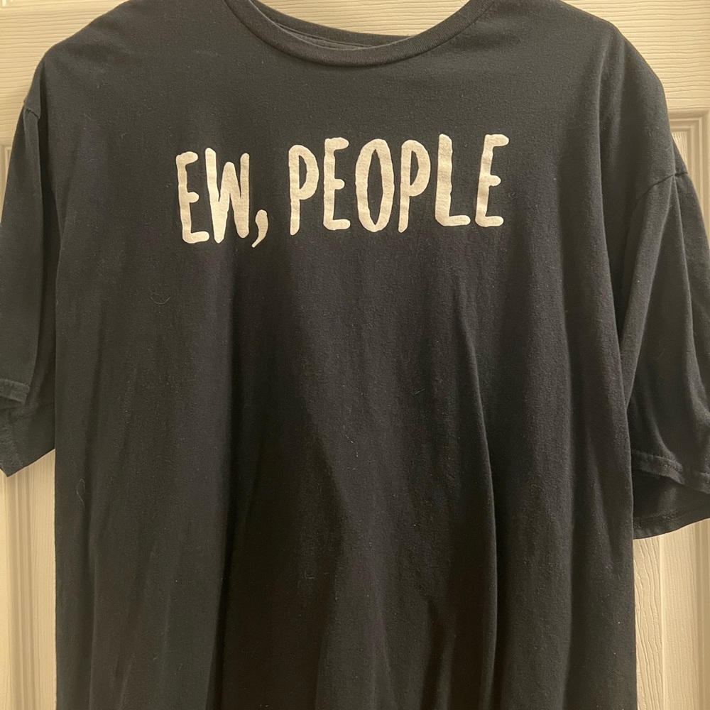 Hot Topic Black 'Ew, People' Tee